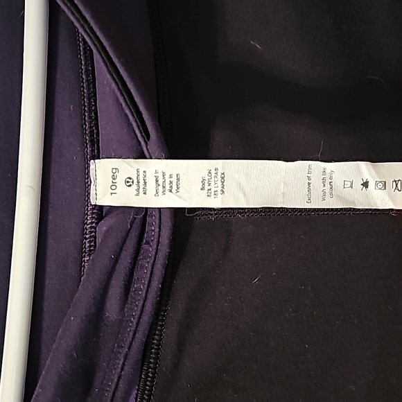 Lululemon Pants - Picture 2 of 4